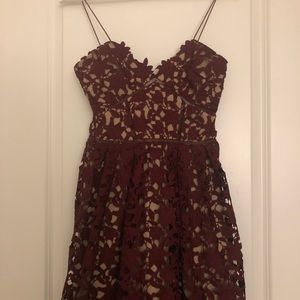 self-portrait Azaelea dress in burgundy
